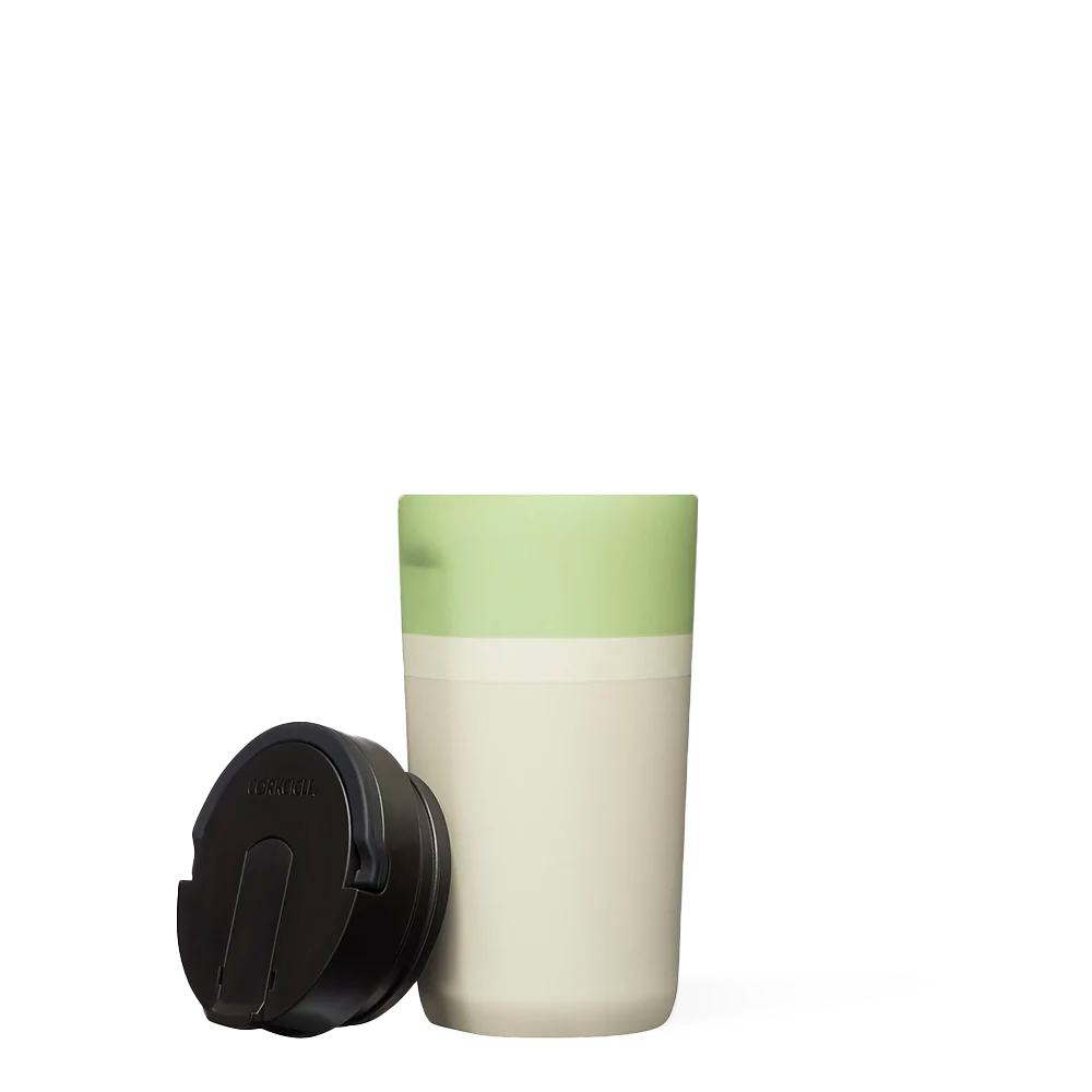 star-warstm-kids-cup-p4 0b29a0bde323--grogu-kids-cup-product-lid-off.png