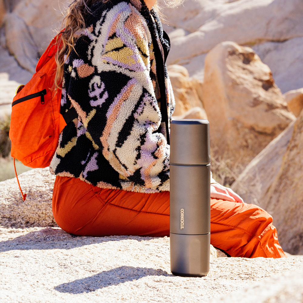 traveler-x4 Traveler_Lifestyle_2.png